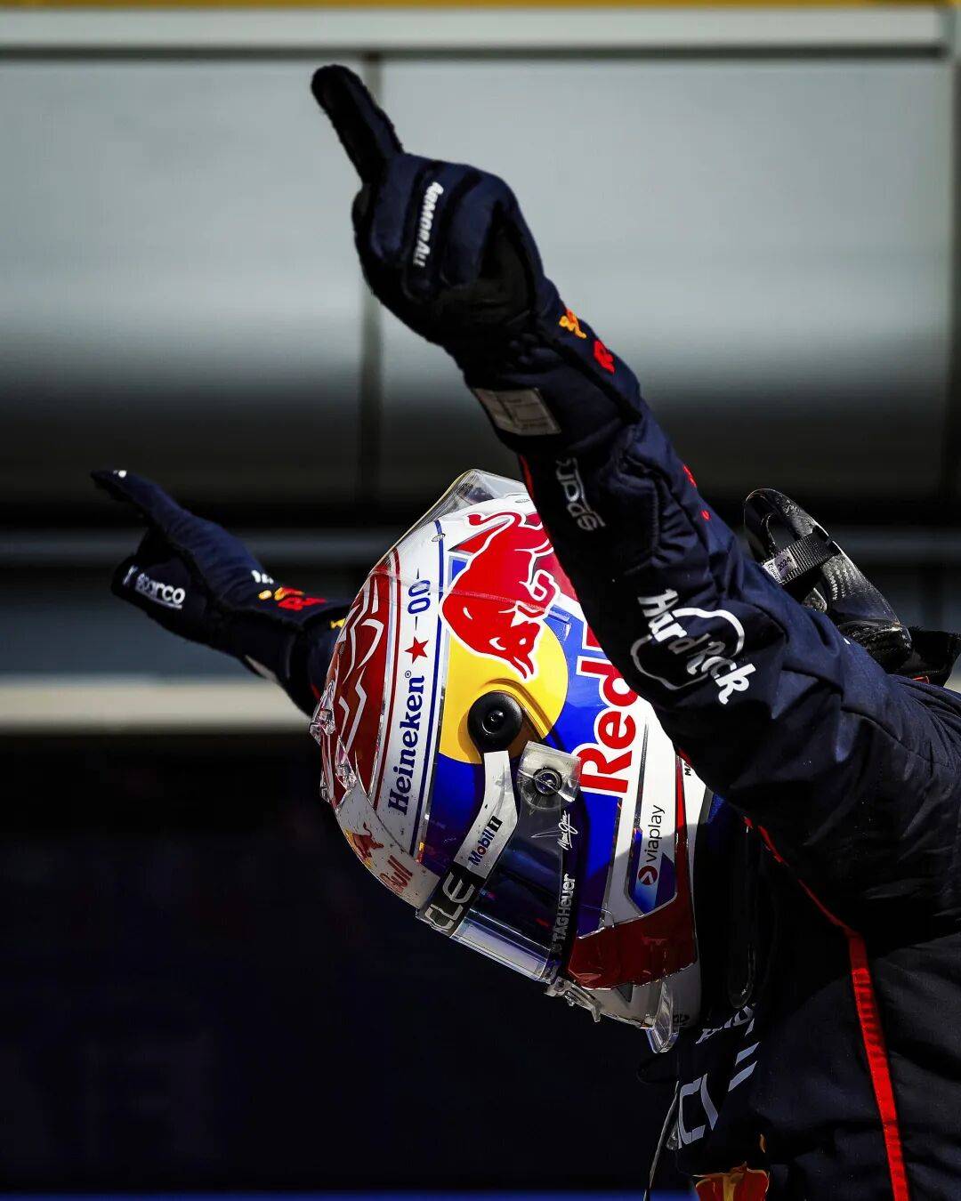 爱游戏大厅-梅赛德斯绝杀索伯车队，诺里斯状态火热