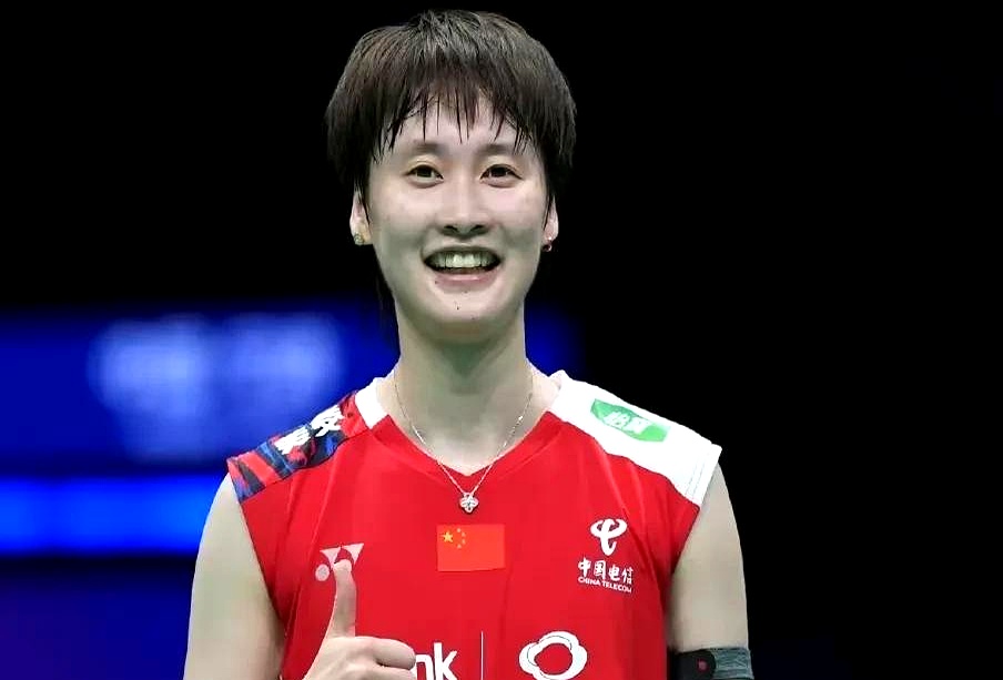 爱游戏官方-日本队翻盘马来西亚队，陈雨菲点燃赛场